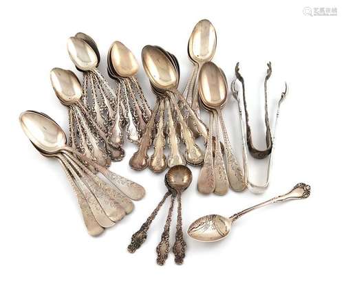 A mixed lot of American silver flatware, comprisin…