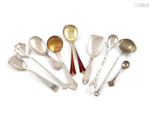 A mixed lot of silver flatware, comprising: a Geor…