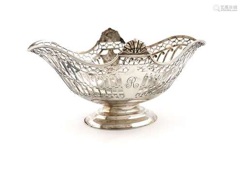 A silver basket, by Lawn & Alder, London 1910, ova…