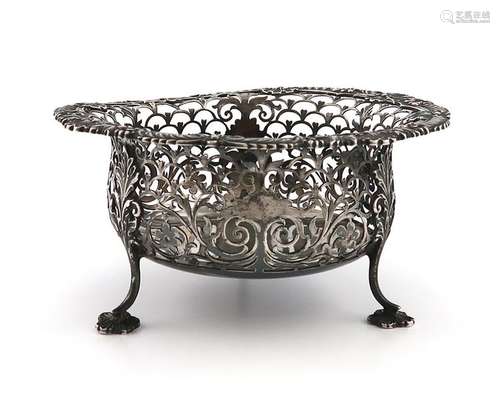 A silver basket, by James Dixon and Sons, Sheffiel…