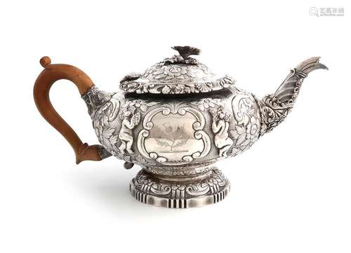 A George IV silver teapot, by John Houle, London 1…