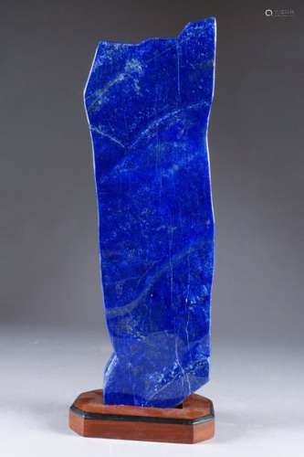 Lapis lazuli block, polished. Afghanistan. Height:…