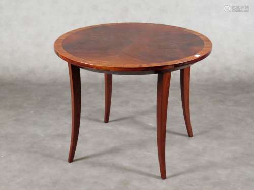 Side table. Circular in shape. Curved feet. Mahoga…