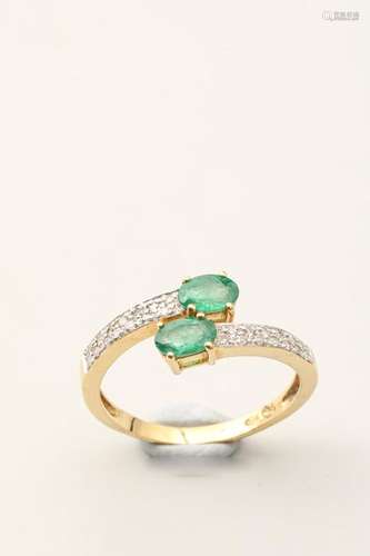 Toi et moi ring in 18k yellow gold half rings set …