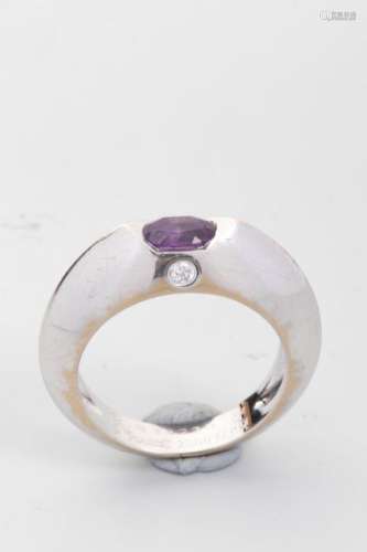 PIAGET Ring in 18k white gold set with an amethyst…