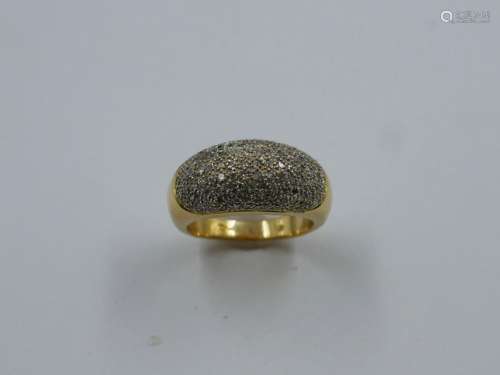 18k yellow gold ball ring set with a pavement of d…