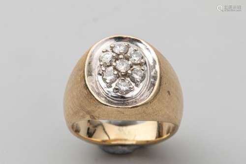 18k matt gold signet ring with pavé of brilliant c…