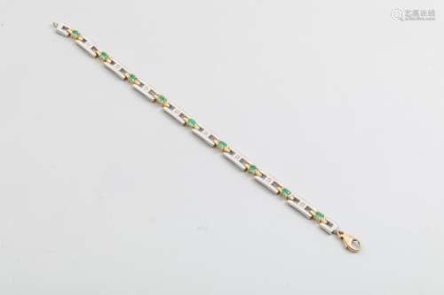 Bracelet two 18k gold surmounted by 9 emeralds alt…