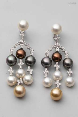 Pair of earrings with grey, golden, white and gold…