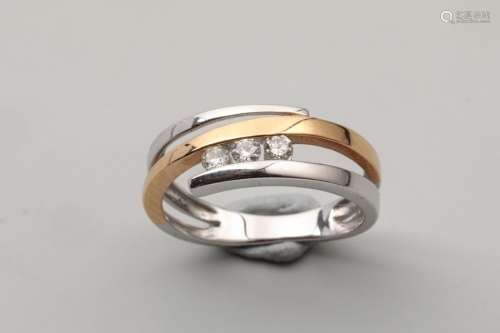 Trilogy two 18k gold ring with a yellow gold line …