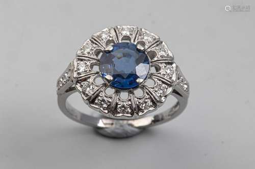 Platinum ring surmounted by an unheated sapphire o…