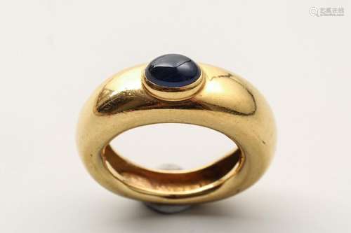 CHAUMET. Ring in 18k yellow gold surmounted by a c…