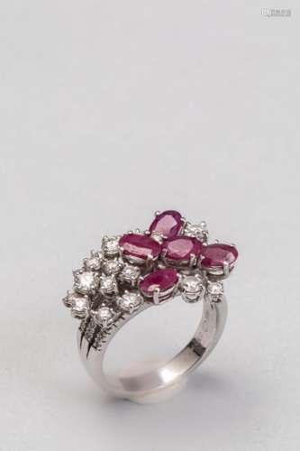 Ring in 18k white gold paved with rubies and diamo…