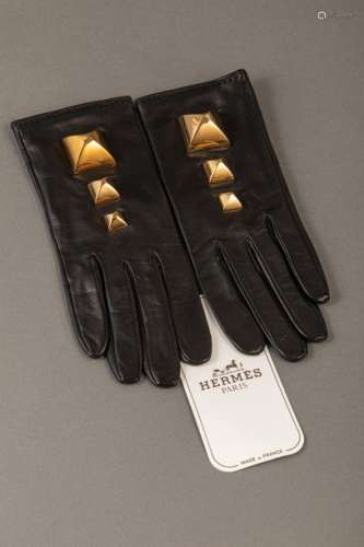 HERMES PARIS Pair of black leather gloves decorate…