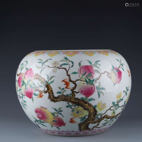 A Chinese Famille Rose Porcelain Water Pot