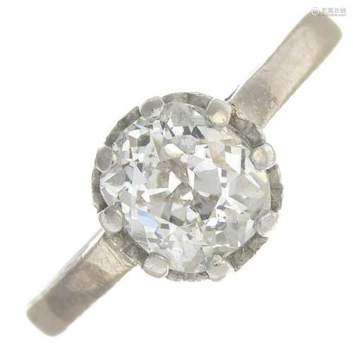 An old-cut diamond single-stone ring.Estimated diamond