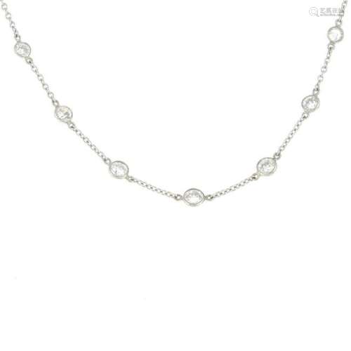 A diamond necklace.Estimated total diamond weight 1cts,
