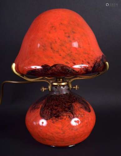 A LARGE ART DECO SCOTTISH MUSHROOM GLASS MONART LAMP