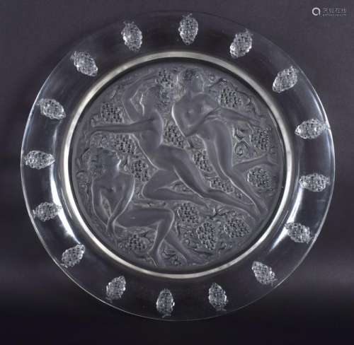 A LOVELY LARGE FRENCH LALIQUE GLASS DISH ART DECO DISH