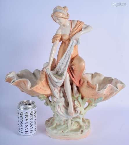 A LARGE 1950S AUSTRIAN NEO CLASSICAL PORCELAIN CENTRE