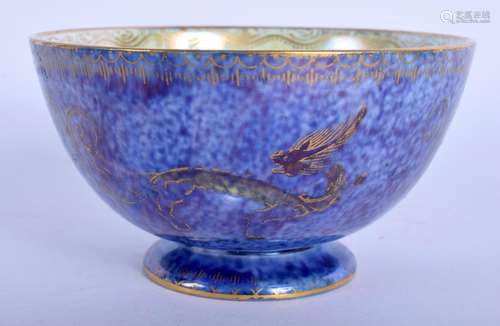 A WEDGWOOD LUSTRE PORCELAIN BOWL painted with Chinese