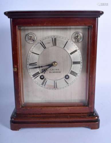 AN EARLY 20TH CENTURY LAING GLASGOW MANTEL CLOCK. 26 cm