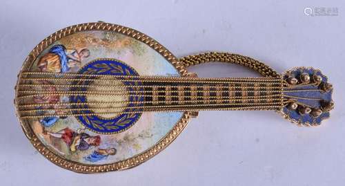 A VERY FINE 19TH CENTURY 18CT GOLD AND ENAMEL MANDOLIN