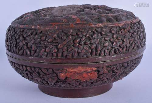 AN 18TH/19TH CENTURY CHINESE CARVED CINNABAR LACQUER