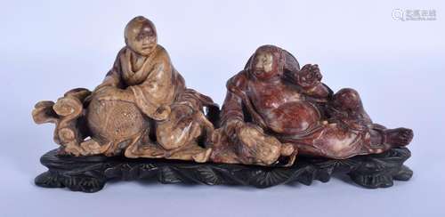 A 19TH CENTURY CHINESE SOAPSTONE FIGURE OF TWO BUDDHA