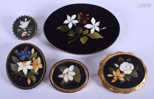 FIVE 19TH CENTURY PIETRA DURA MARBLE BROOCHES in