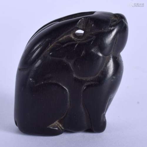 AN 18TH CENTURY JAPANESE EDO PERIOD CARVED BLACKWOOD