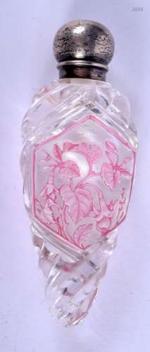 A FINE 19TH CENTURY ENGLISH CARVED CAMEO GLASS SCENT