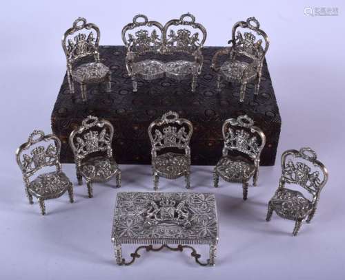 A GROUP OF 19TH CENTURY DUTCH SILVER ROYAL CREST