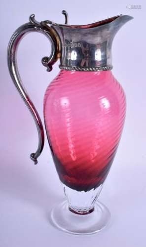 A STYLISH SILVER MOUNTED CRANBERRY GLASS JUG.