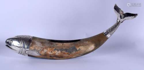 A LARGE MIDDLE EASTERN ISLAMIC SILVER MOUNTED HORN