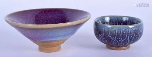 TWO CONTEMPORARY CHINESE FLAMBE BOWLS. 9.5 & 5.5 cm