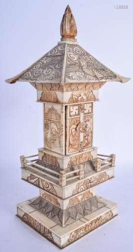 A 19TH CENTURY JAPANESE MEIJI PERIOD CARVED I