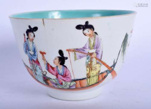 AN EARLY 20TH CENTURY CHINESE FAMILLE ROSE BOWL