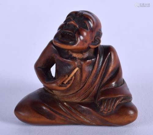 A 19TH CENTURY JAPANESE MEIJI PERIOD CARVED BOXWOOD