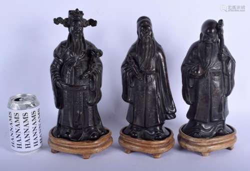 A SET OF THREE EARLY 20TH CENTURY CHINESE BRONZE