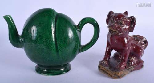 A RARE CHINESE GREEN GLAZED CADOGAN TEAPOT together