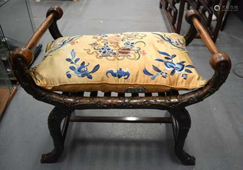 A GOOD CHINESE QING DYNASTY CARVED HARDWOOD STOOL