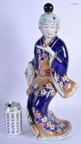 A GOOD LARGE 19TH CENTURY JAPANESE MEIJI PERIOD KUTANI