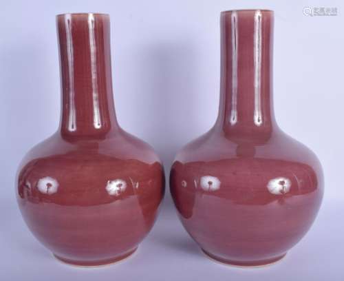 A FINE PAIR OF 18TH/19TH CENTURY CHINESE PEACH BLOOM