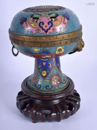 A 19TH CENTURY CHINESE CLOISONNE ENAMEL CUP AND COVER