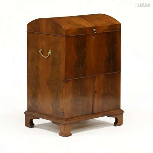 Georgian Style Mahogany Cellaret