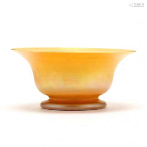 Quezal, Gold Irredescent Glass Bowl