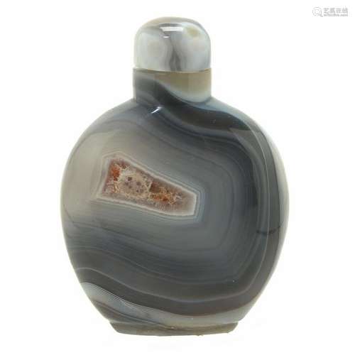 Chinese Agate Snuff Bottle