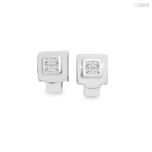 Princess Cut Diamond Earrings. 14K White Gold.