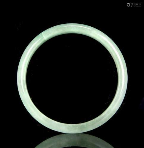 Chinese Jadeite Bangle